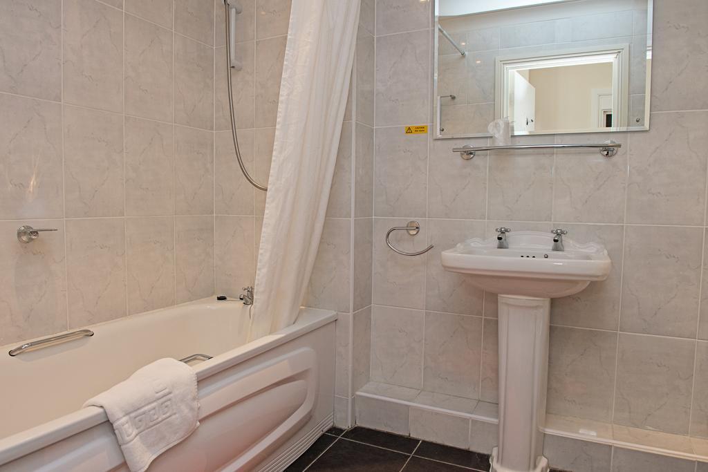 Hotel The Winter Dene Bournemouth Pokoj fotografie